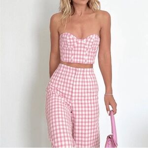 SOLD !!!Zara pink+white corset top